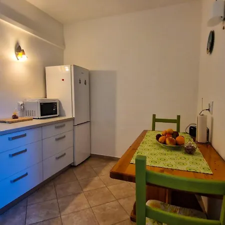Nane Apartment *