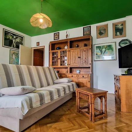 アパート Nane Kaštela